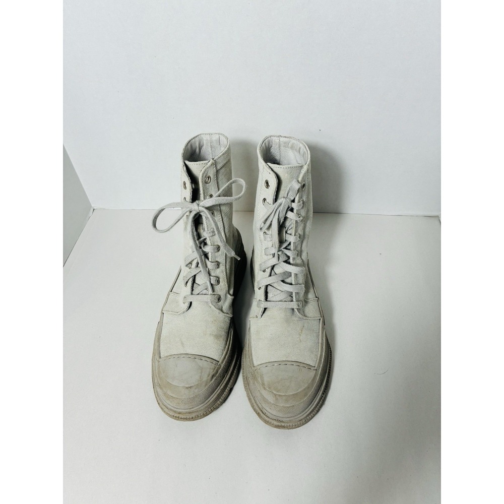 FREE PEOPLE sz 8 Camp Out Canvas Lace Up Combat Boots Lug Sole Dove Gray